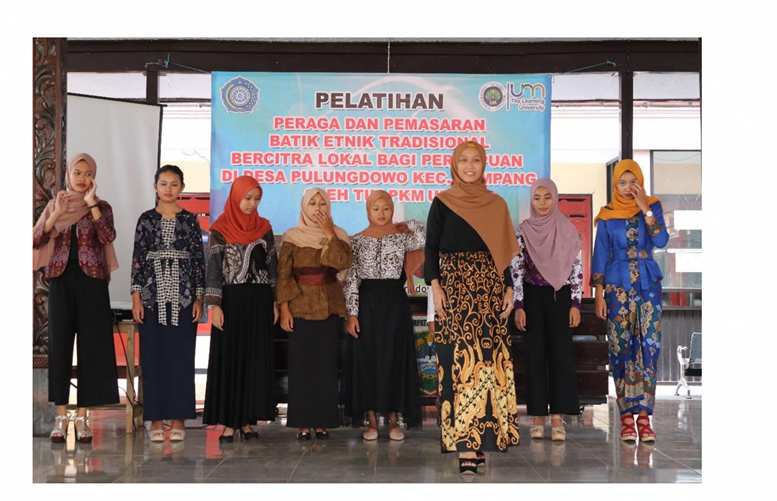 Recruitment of Pulungdowo Village Women as Demonstrators of Traditional Ethnic Batik with Local Image in Tumpang District, Malang Regency, East Java