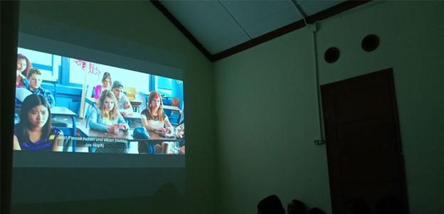 To Reduce Lecture Fatigue, The Department of German Held a German Film Screening for Students