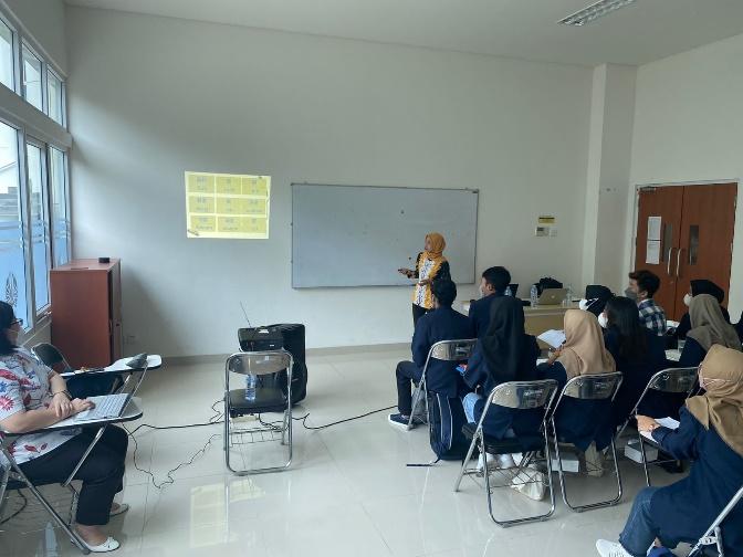 Research collaboration with Surabaya State University For The Development Of Teaching Materials For HSK 4: Optimizing Chinese Language Learning￼